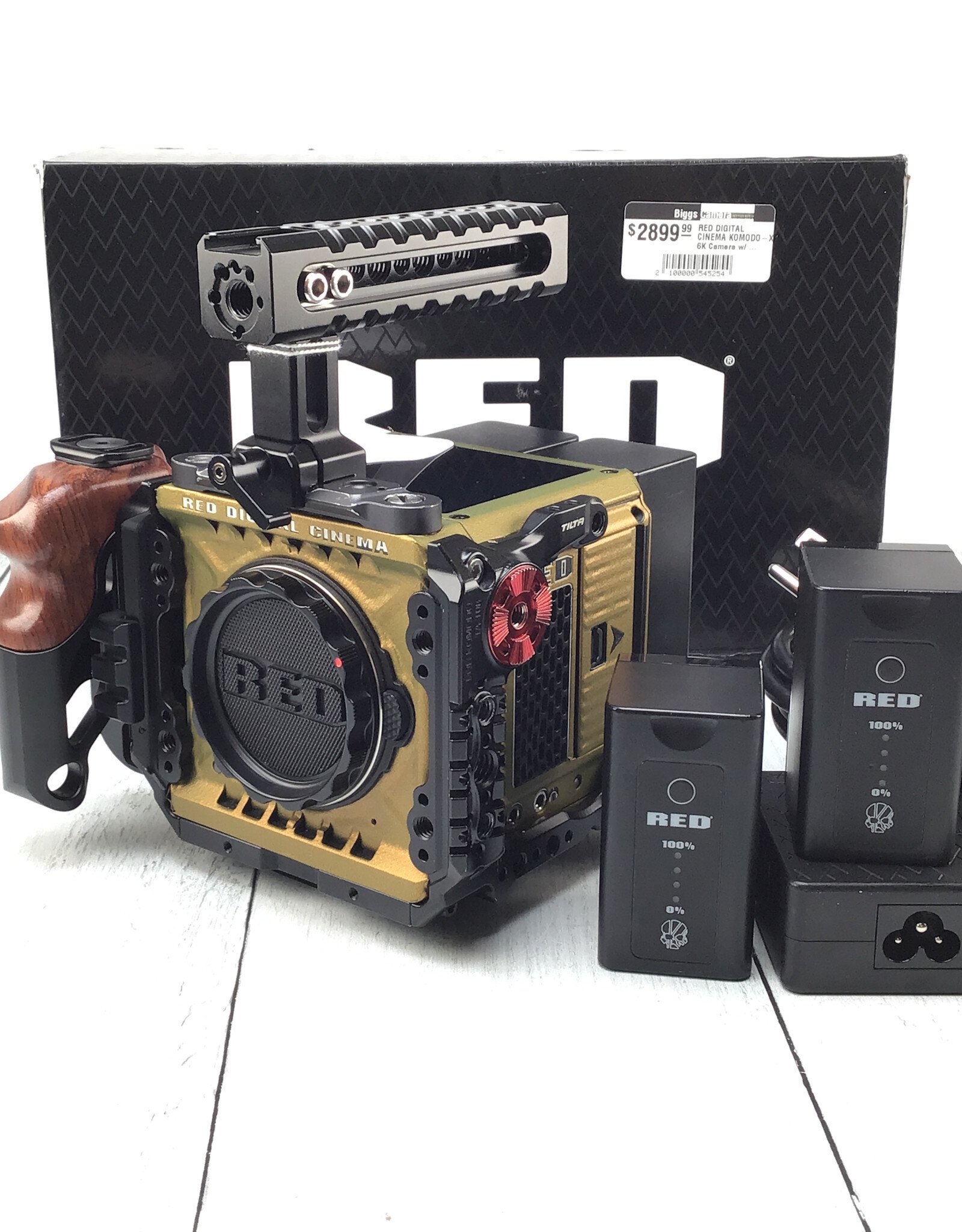 Red RED DIGITAL CINEMA KOMODO-X 6K Camera w/ Access 406 Hours Used Fair