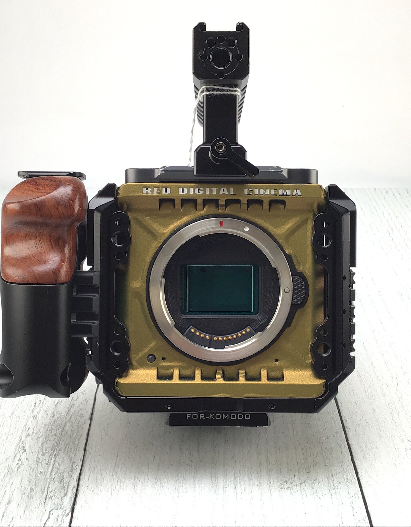 Red RED DIGITAL CINEMA KOMODO-X 6K Camera w/ Access 406 Hours Used Fair