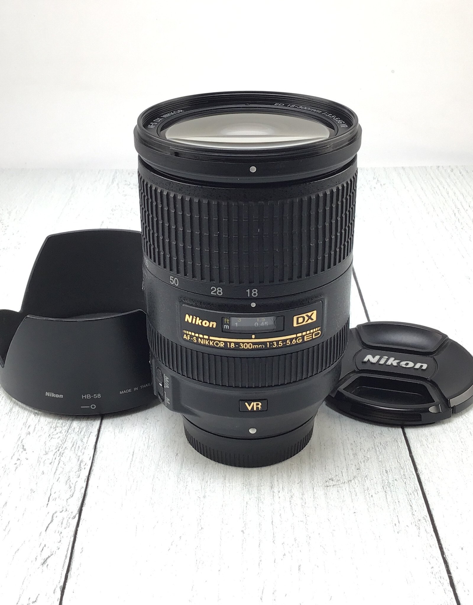 NIKON Nikon D AF-S Nikkor 18-300mm f3.5-5.6G VR Lens Used Good