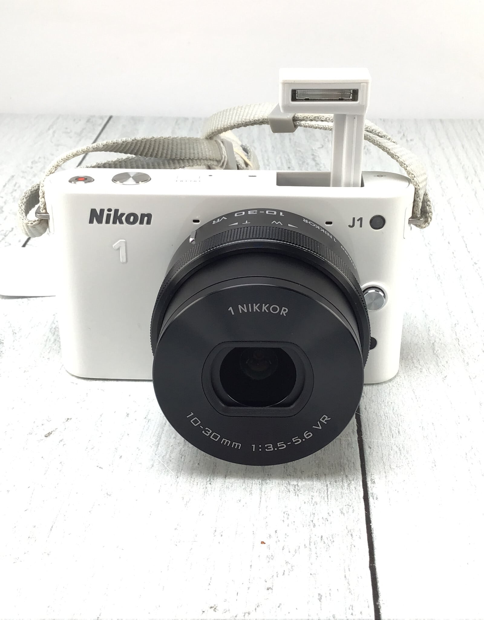 NIKON Nikon 1 J1 Camera w/ 10-30mm Used Good