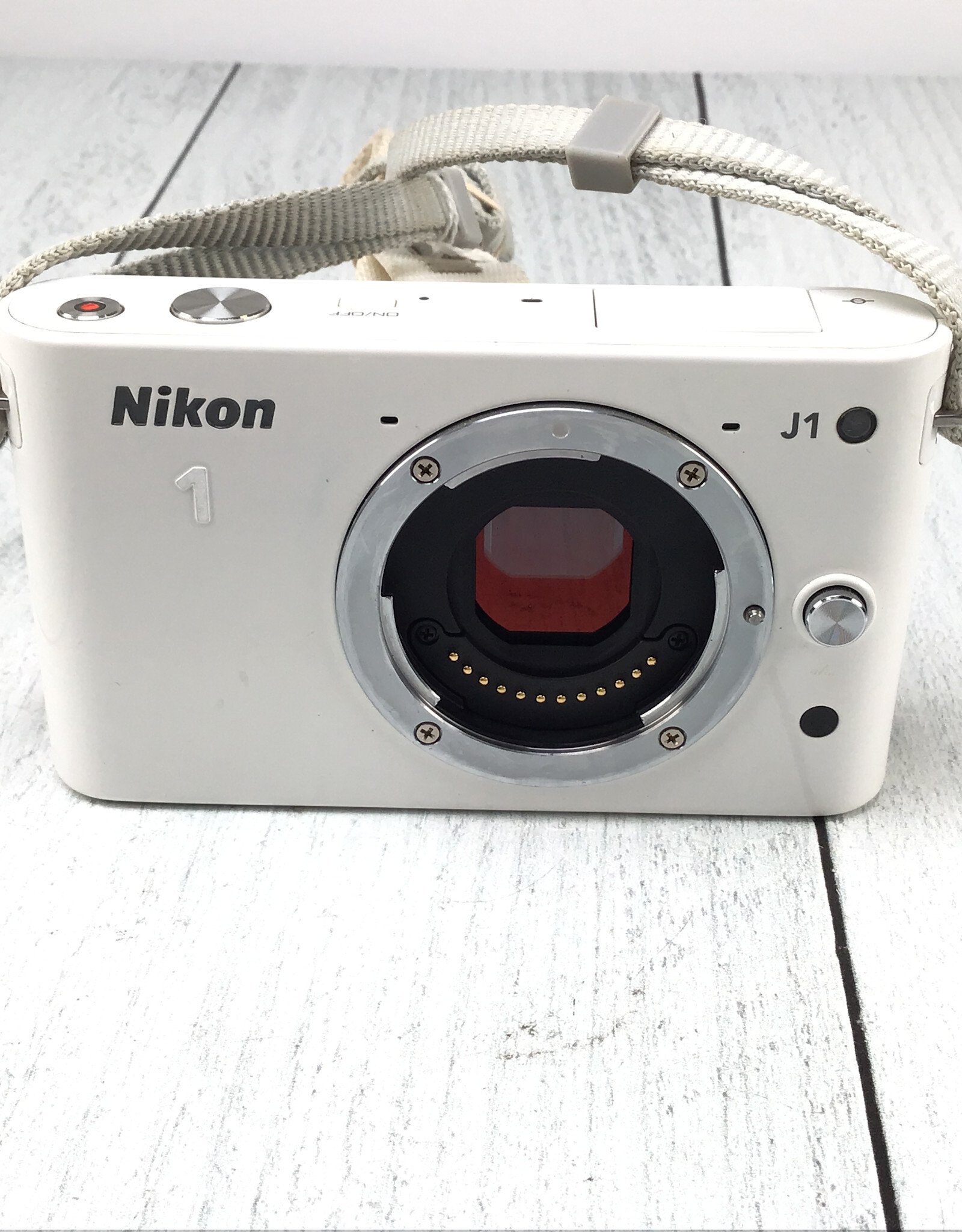 NIKON Nikon 1 J1 Camera w/ 10-30mm Used Good