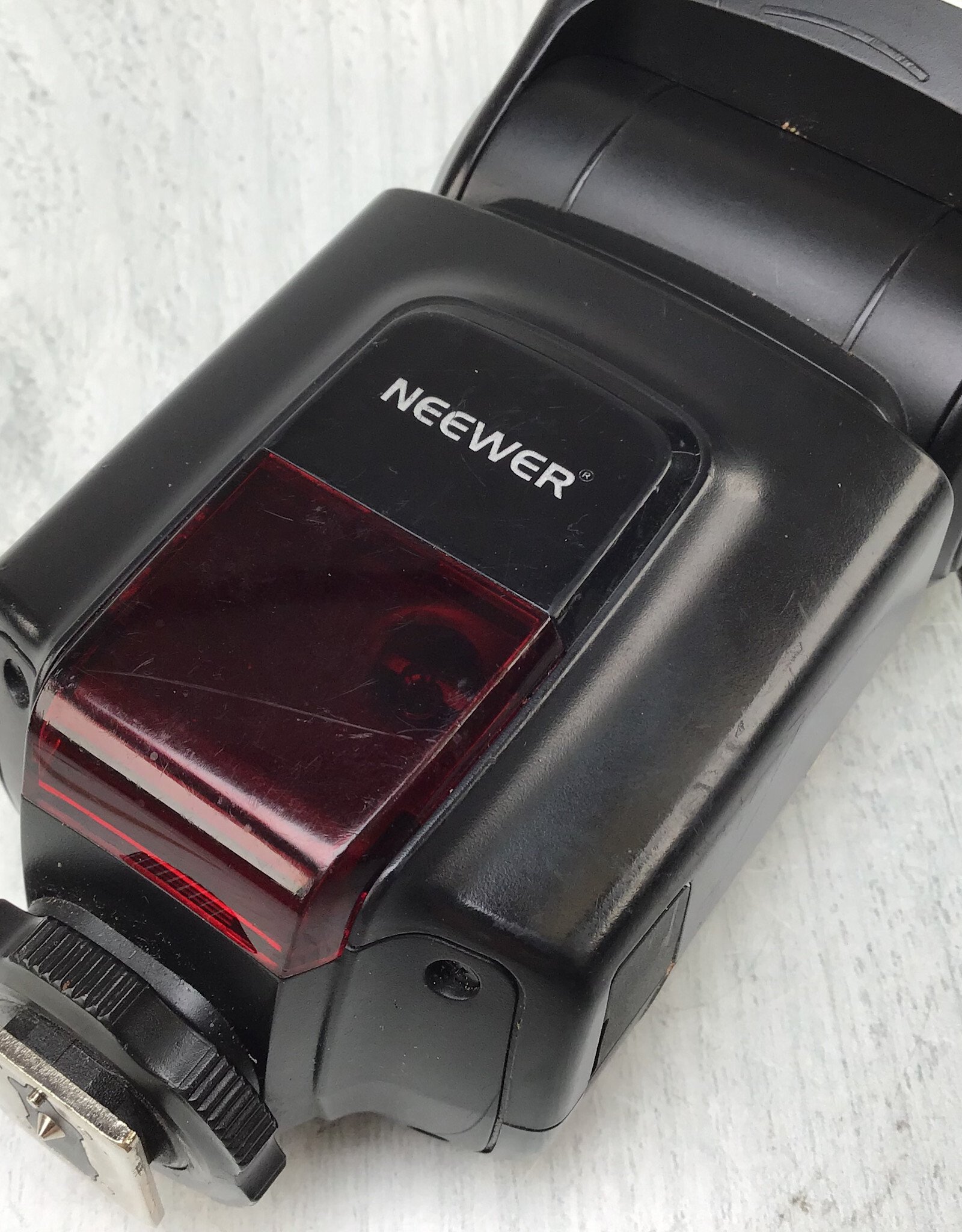 Neewer Neewer TT560 Flash Used Fair
