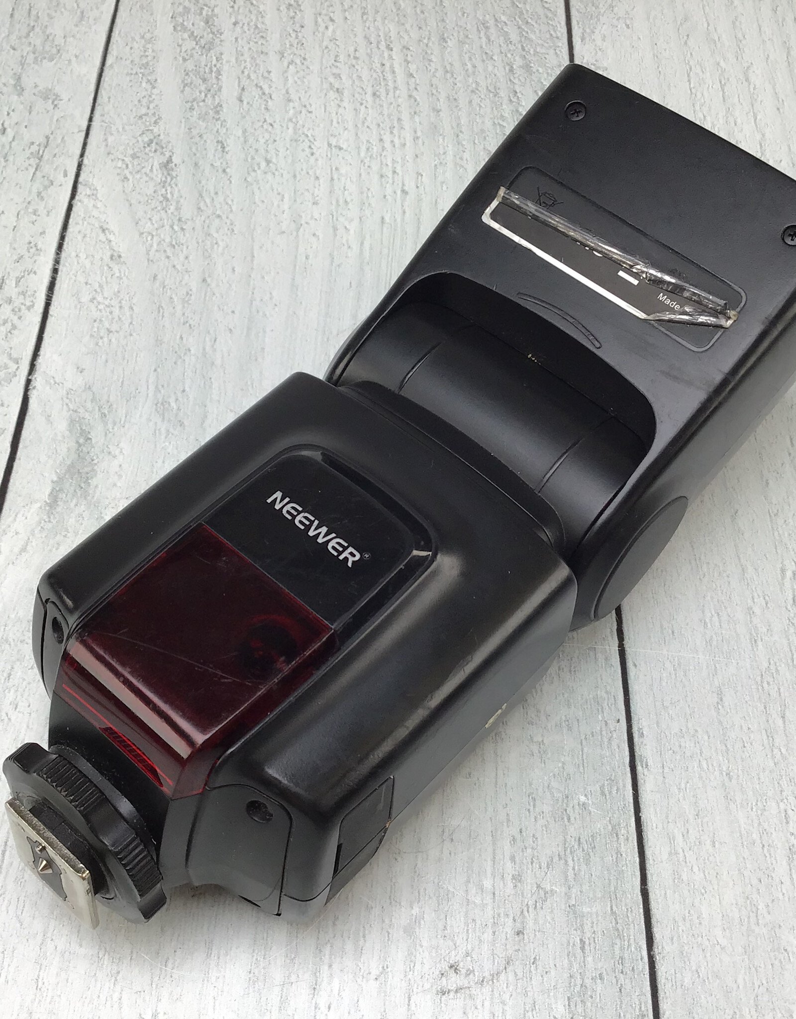 Neewer Neewer TT560 Flash Used Fair