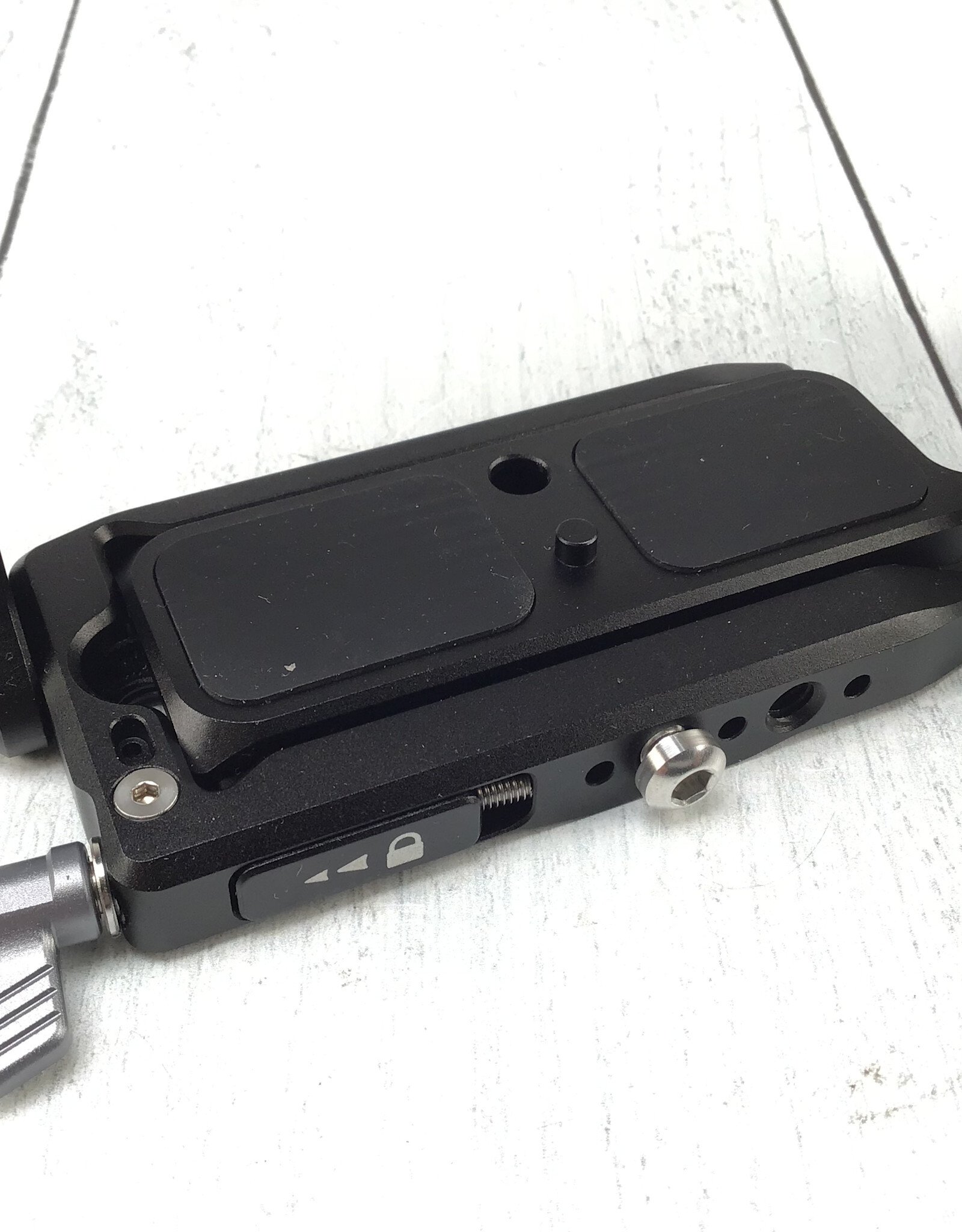 Kondor Kondor Blue Camera Cage with Top Handle for Nikon Z6III Used Good