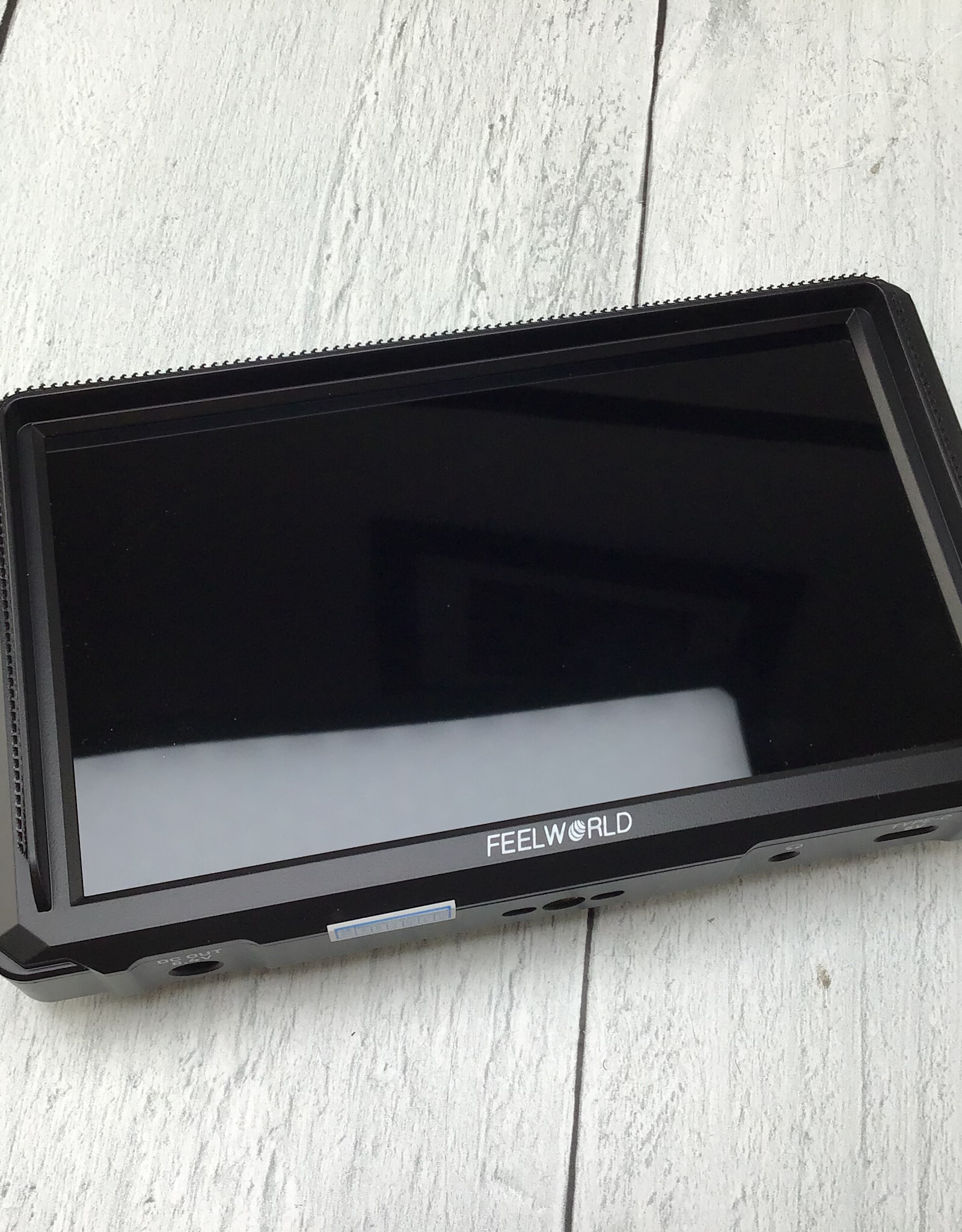 Feelworld FEELWORLD FW568 Pro Monitor in Case Used Good