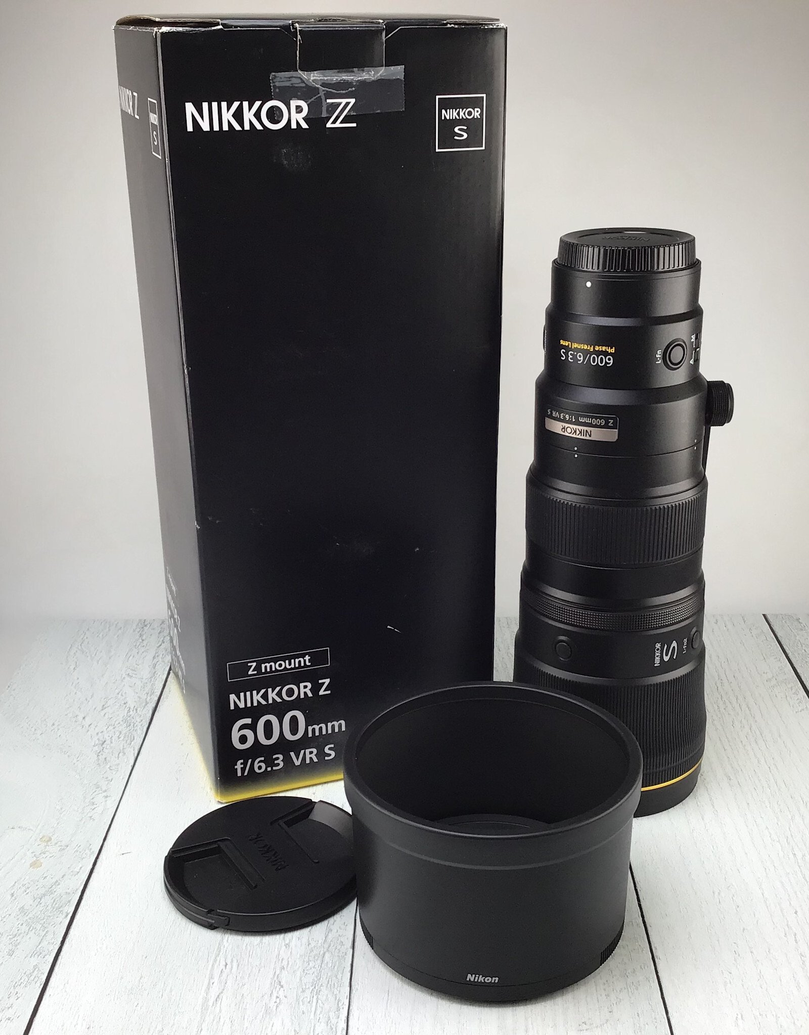 NIKON Nikon Nikkor Z 600mm f6.3 VR S Lens in Box Used Good