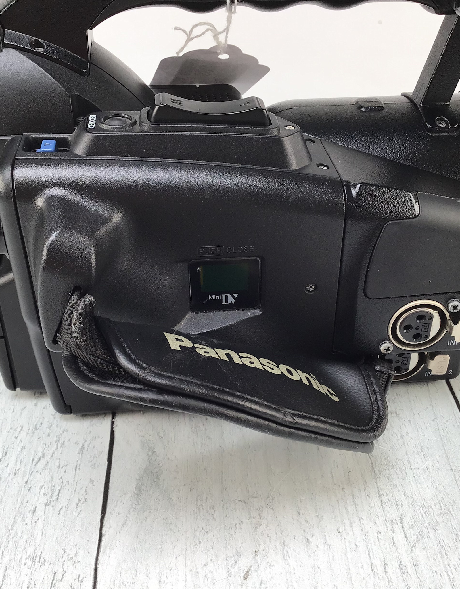 PANASONIC Panasonic AG-DVX100BP Camcorder 426 Hours Used Good