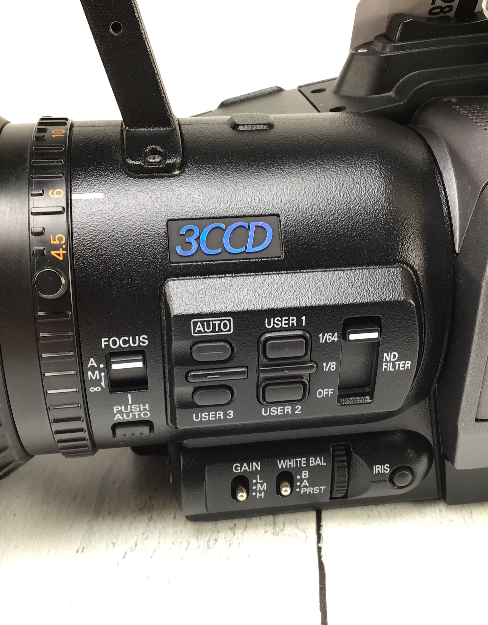 PANASONIC Panasonic AG-DVX100BP Camcorder 426 Hours Used Good
