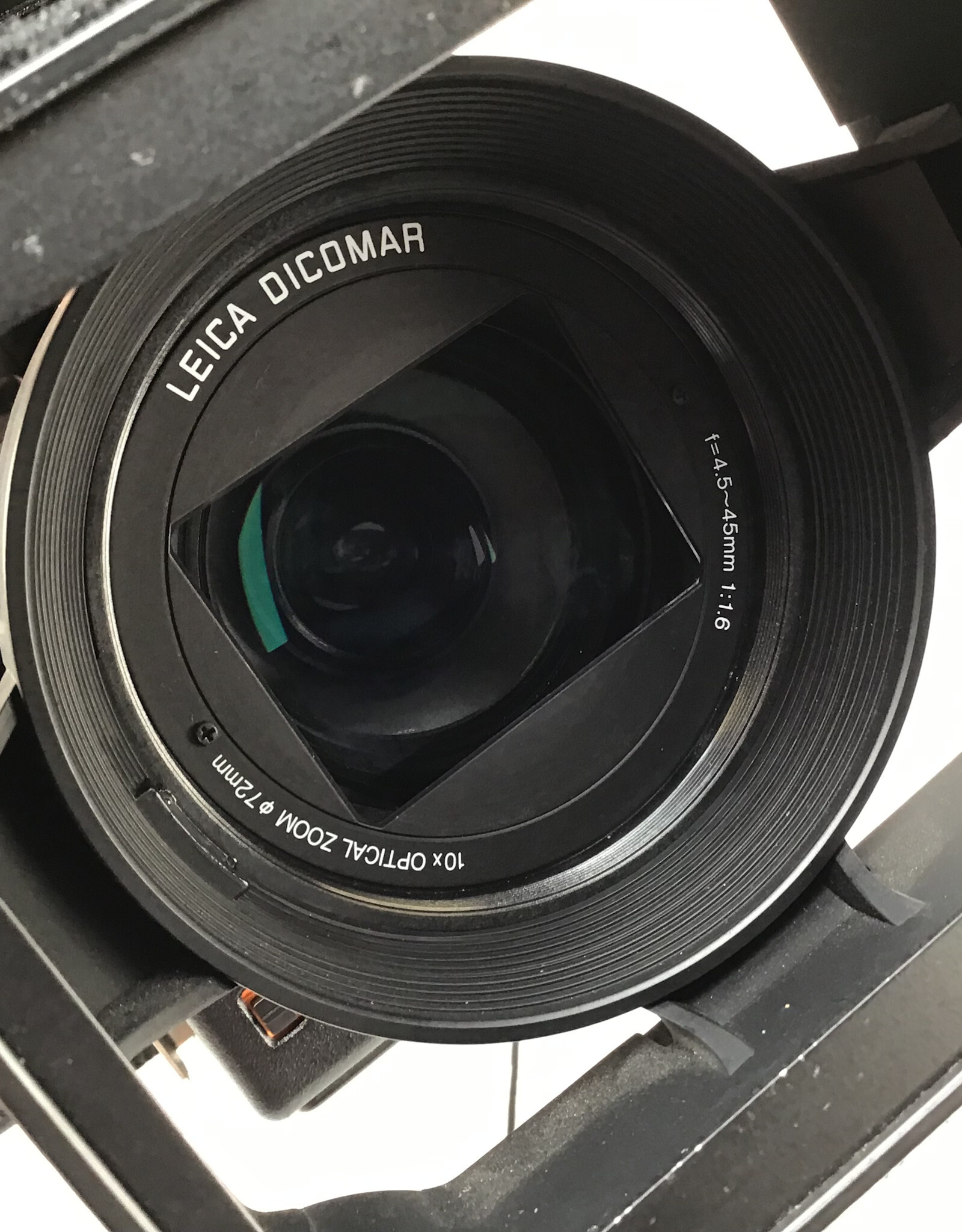 PANASONIC Panasonic AG-DVX100BP Camcorder 426 Hours Used Good