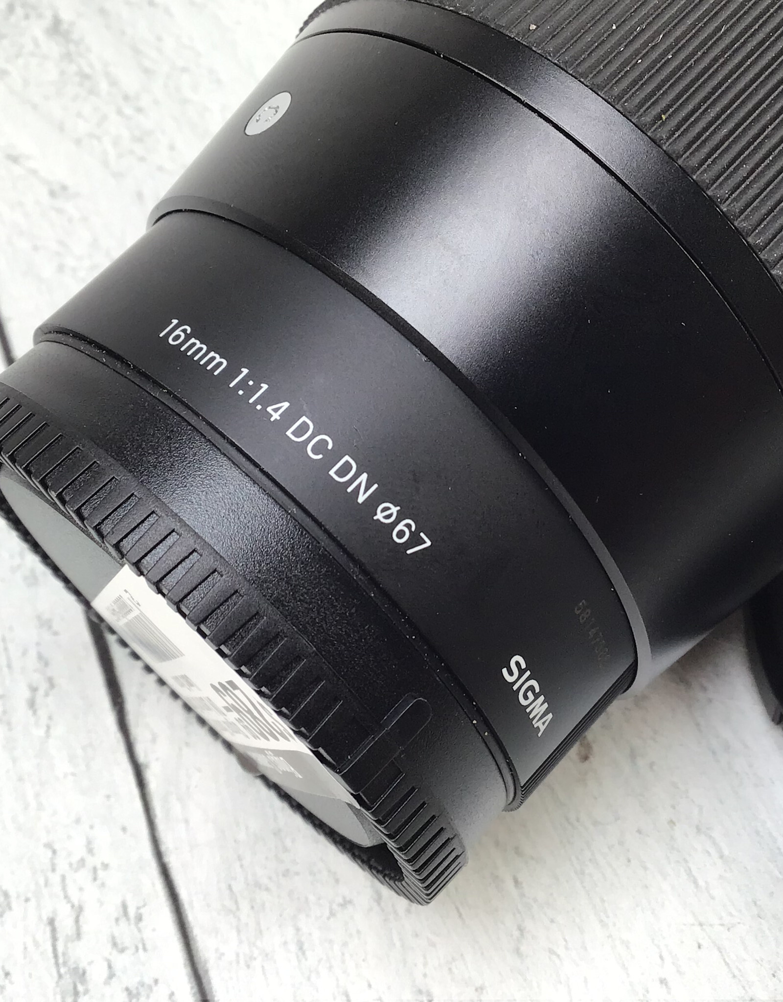 SIGMA Sigma 16mm f1.4 DC DN Lens for Sony Used Good