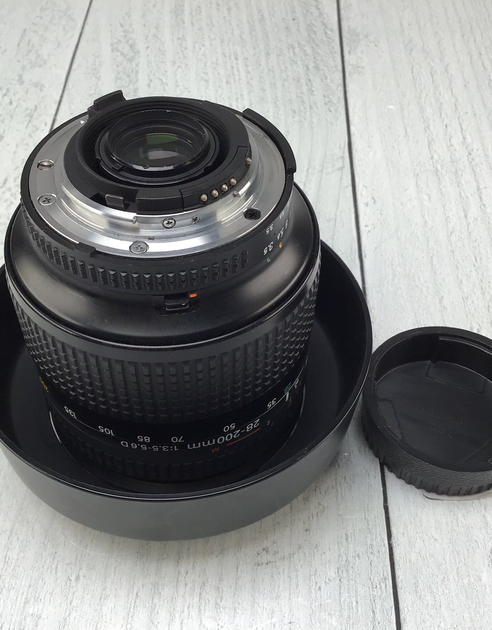 NIKON Nikon AF Nikkor 28-200mm f3.5-5.6 D Lens Used Good