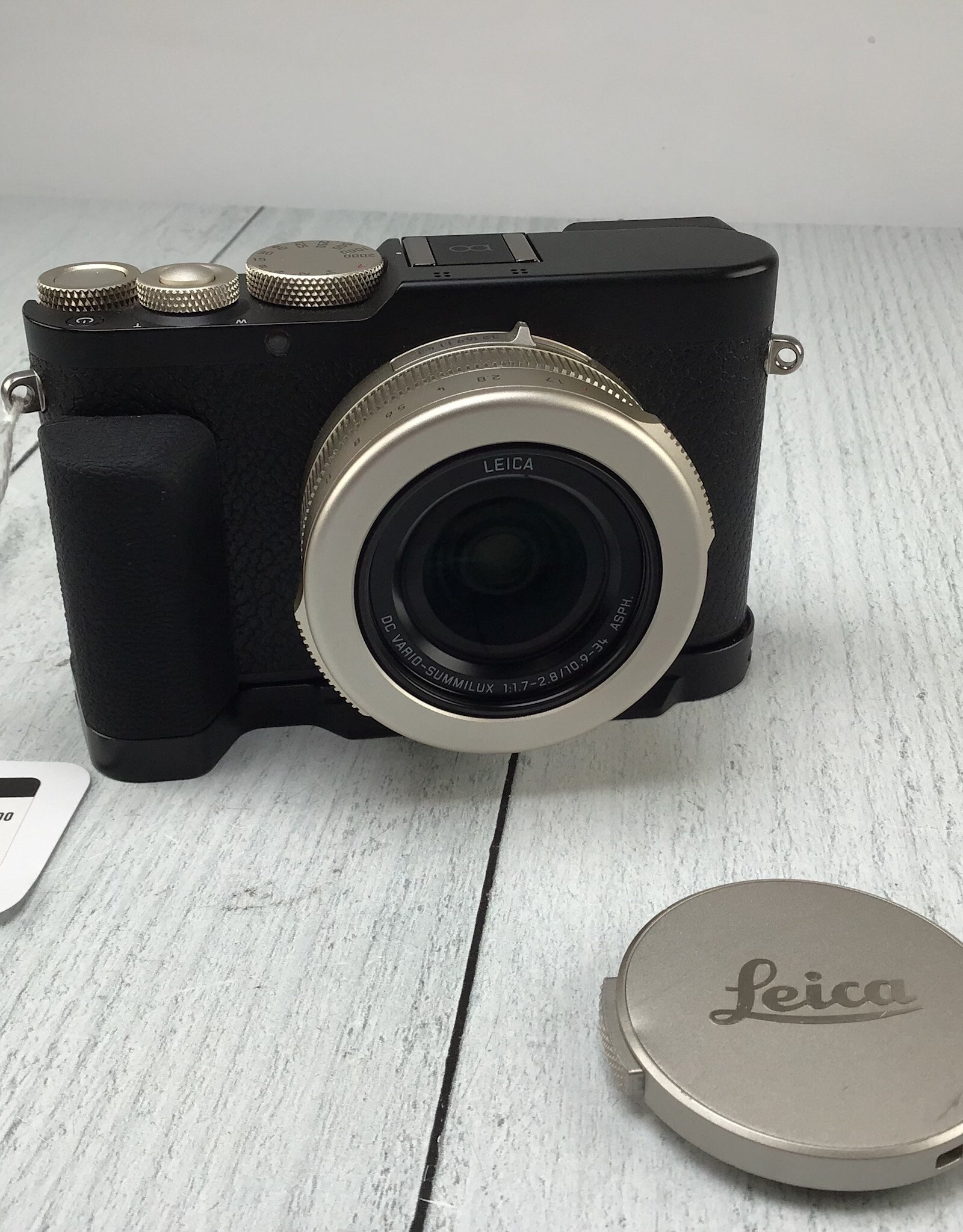 Leica Leica D-Lux 8 Digital Camera (100 Year Anniversary) Used Good