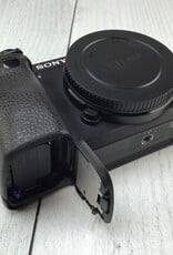 SONY Sony a6300 Camera Battery Door Lock Broken Used BGN