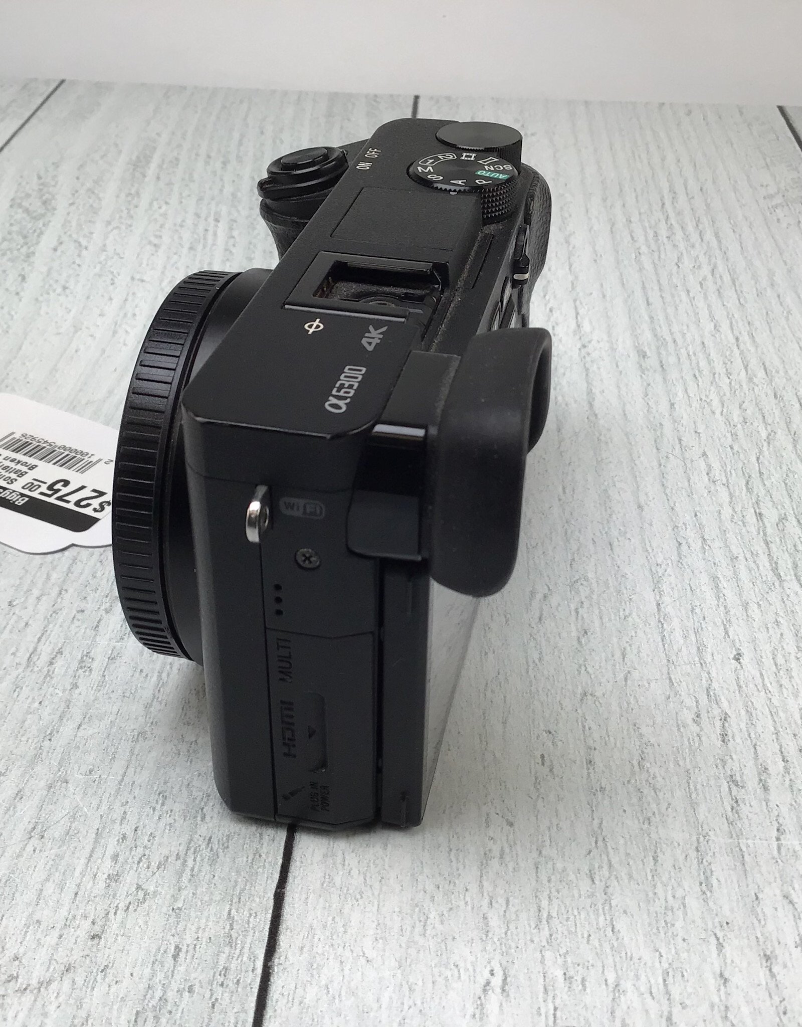 SONY Sony a6300 Camera Battery Door Lock Broken Used BGN