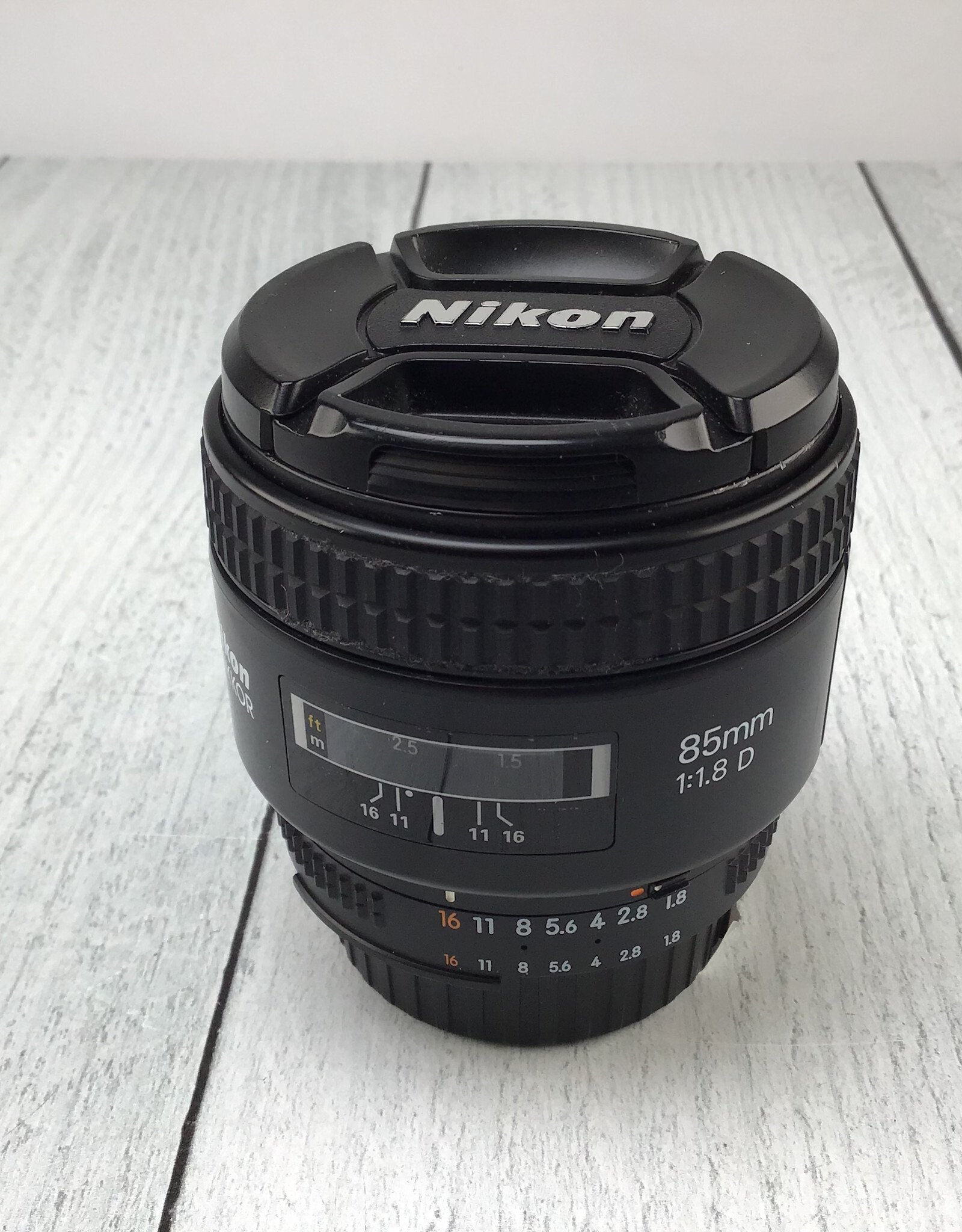 NIKON Nikon AF Nikkor 85mm f1.8D Lens Used Fair