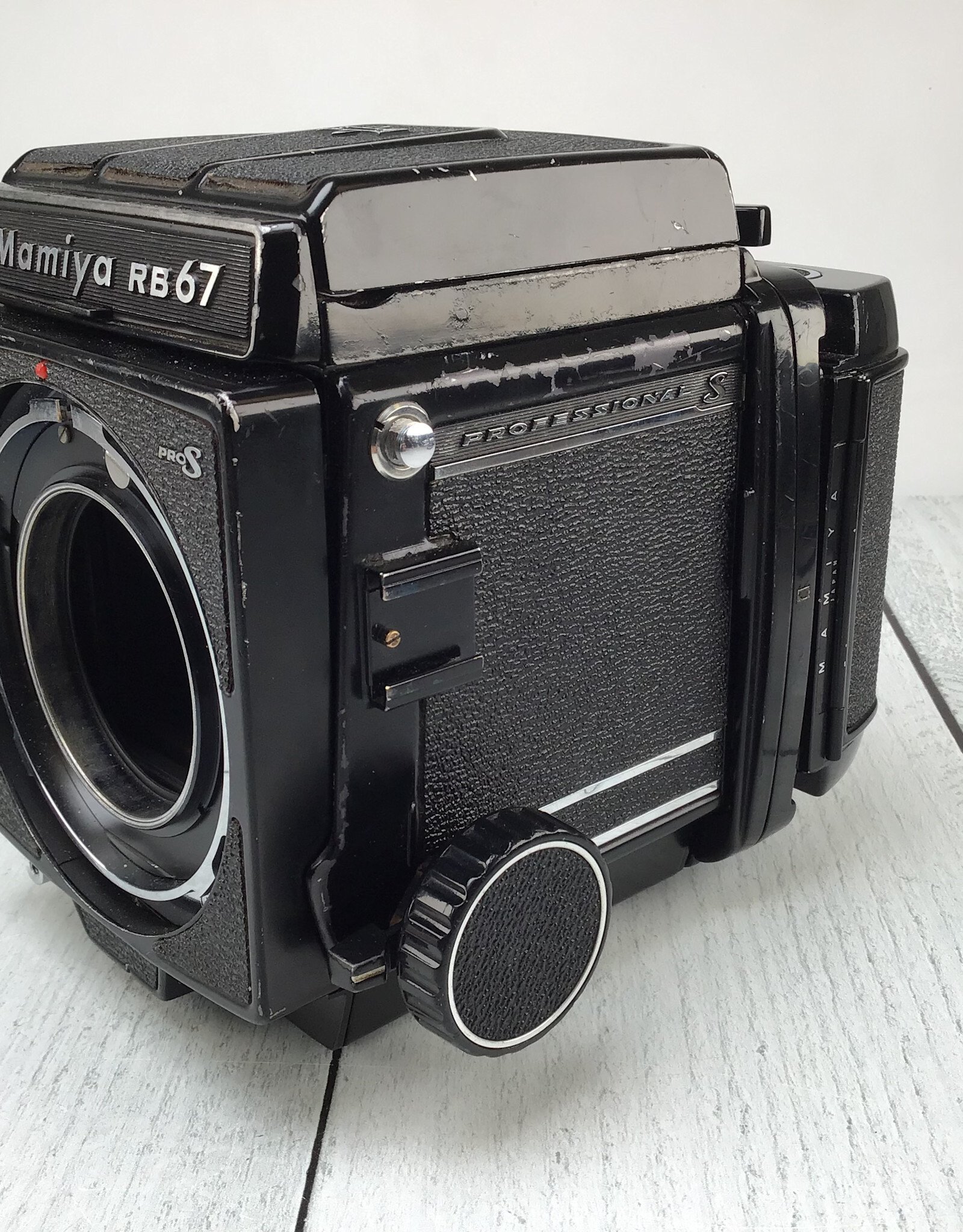 MAMIYA Mamiya RB67 Pro S Camera w/ Waist Level Finder, 120 Film Back Used Fair