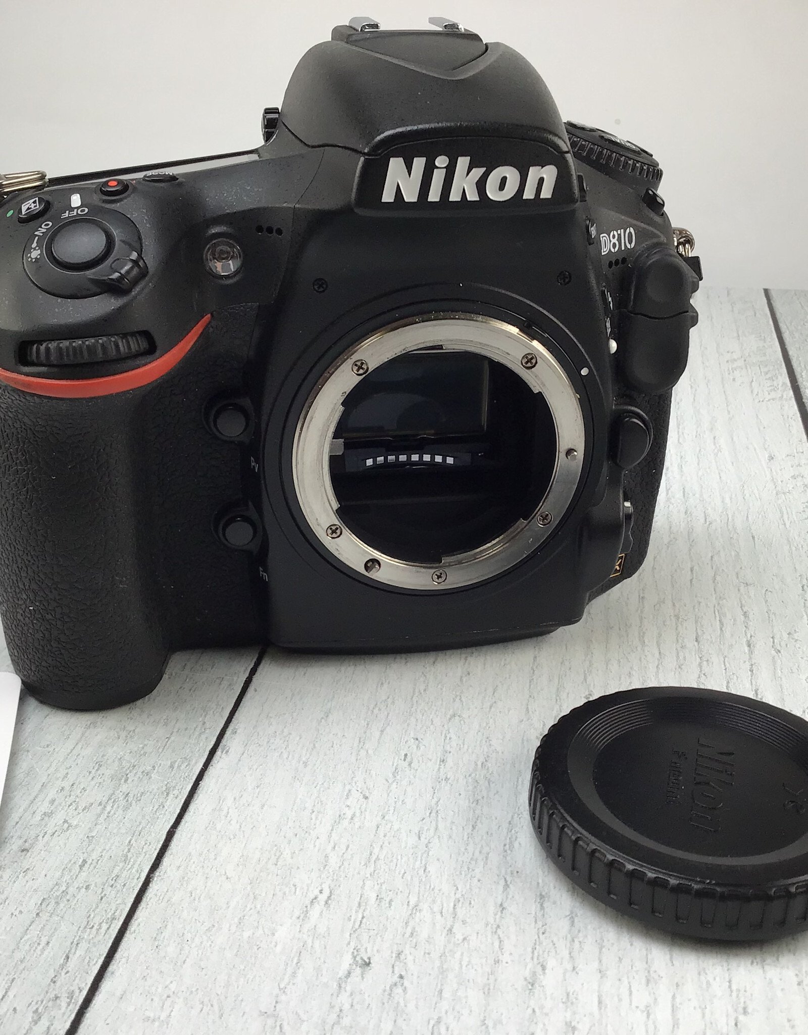 NIKON Nikon D810 Camera Body Shutter Count 7360 Used Good