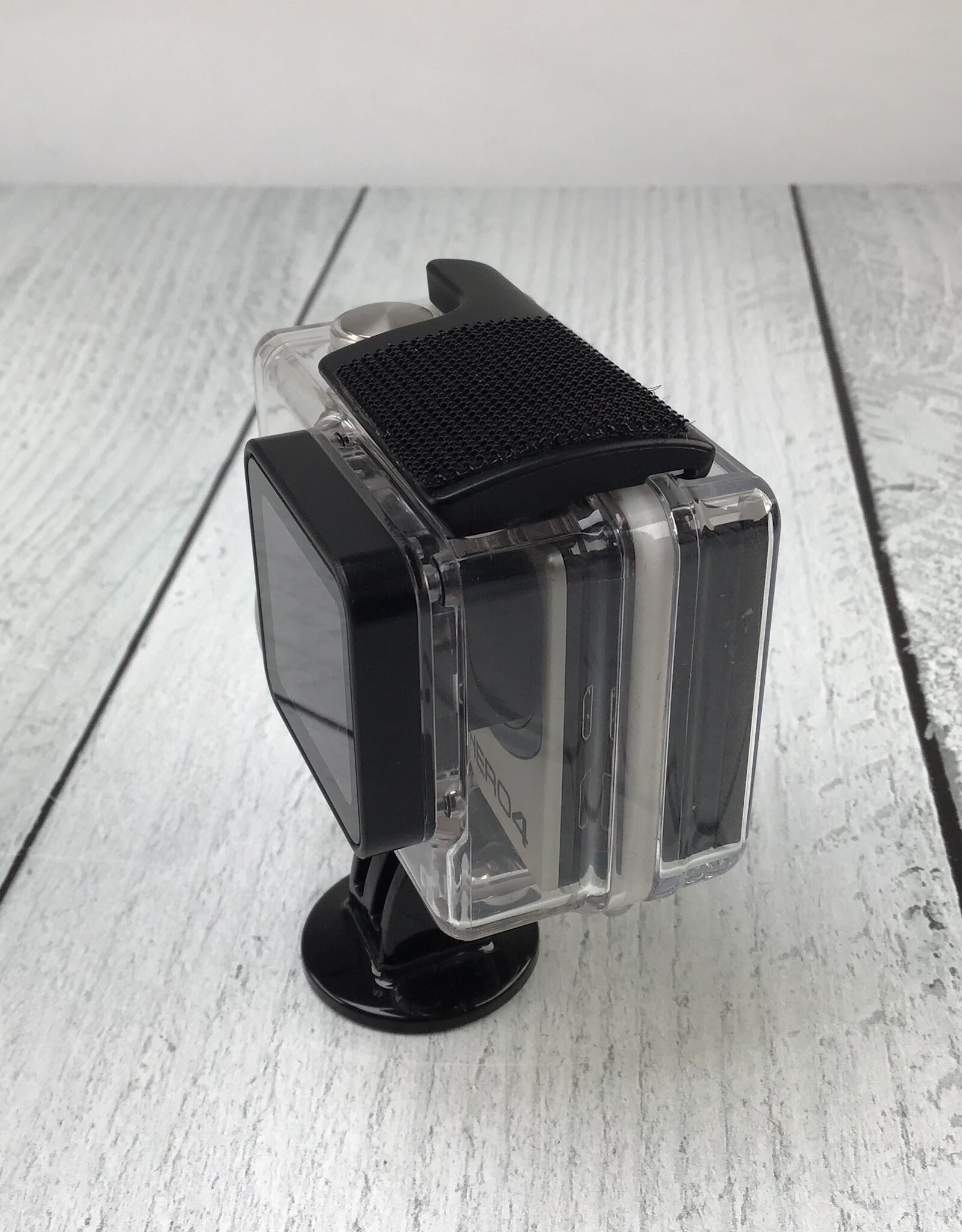 GoPro GoPro Hero 4 Camera w/ Access. Used Good