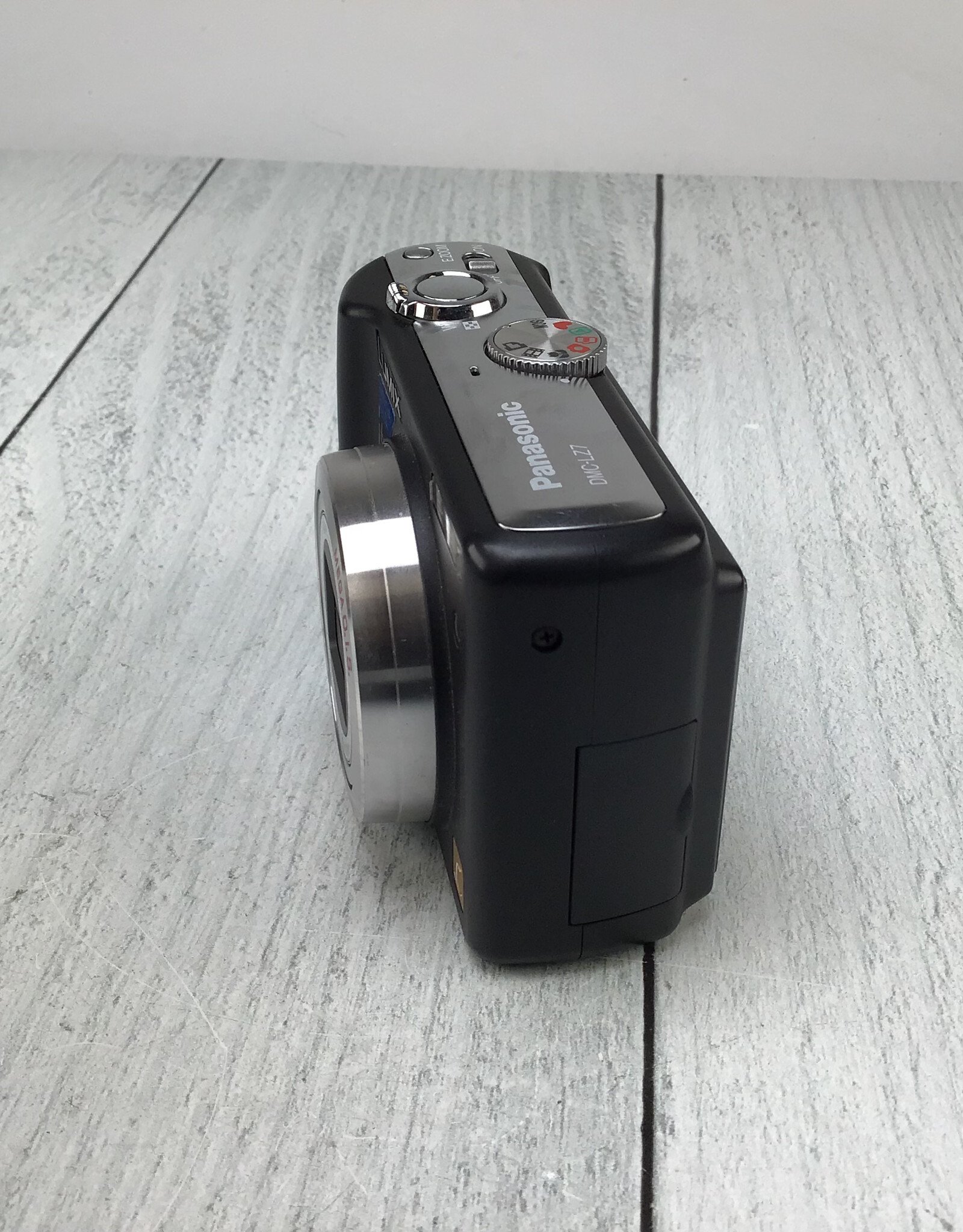PANASONIC Panasonic DMC-LZ7 Digital Camera Used Good