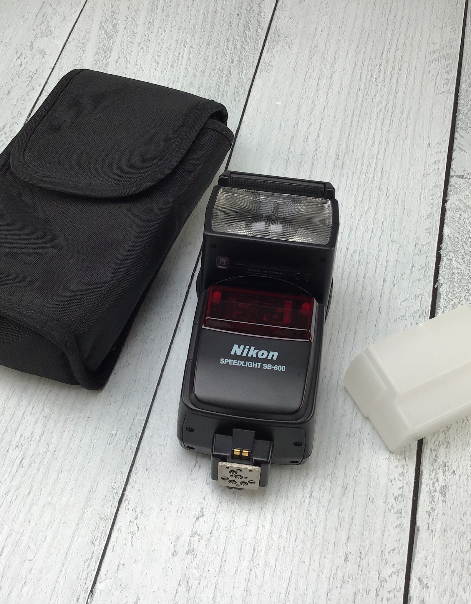 NIKON Nikon SB-600 Speedlight Flash Used Good