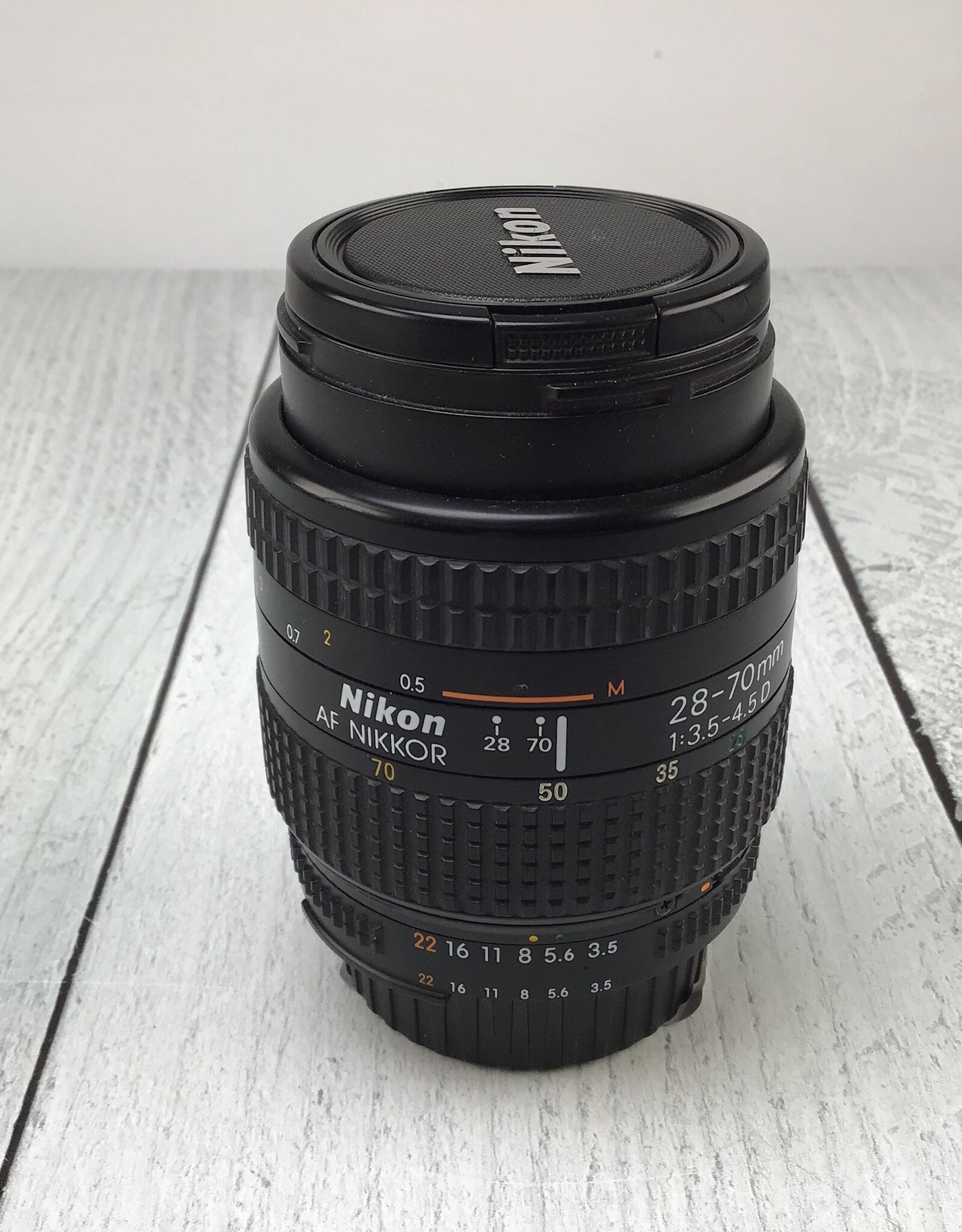 NIKON Nikon AF Nikkor 28-70mm f3.5-4.5 D Lens Used Good