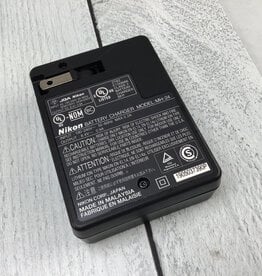 NIKON Nikon MH-24 Battery Charger for EN-EL14 Used Good