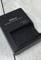 NIKON Nikon MH-24 Battery Charger for EN-EL14 Used Good