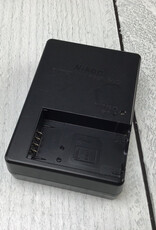 NIKON Nikon MH-27 Battery Charger for EN-EL20 Used Good