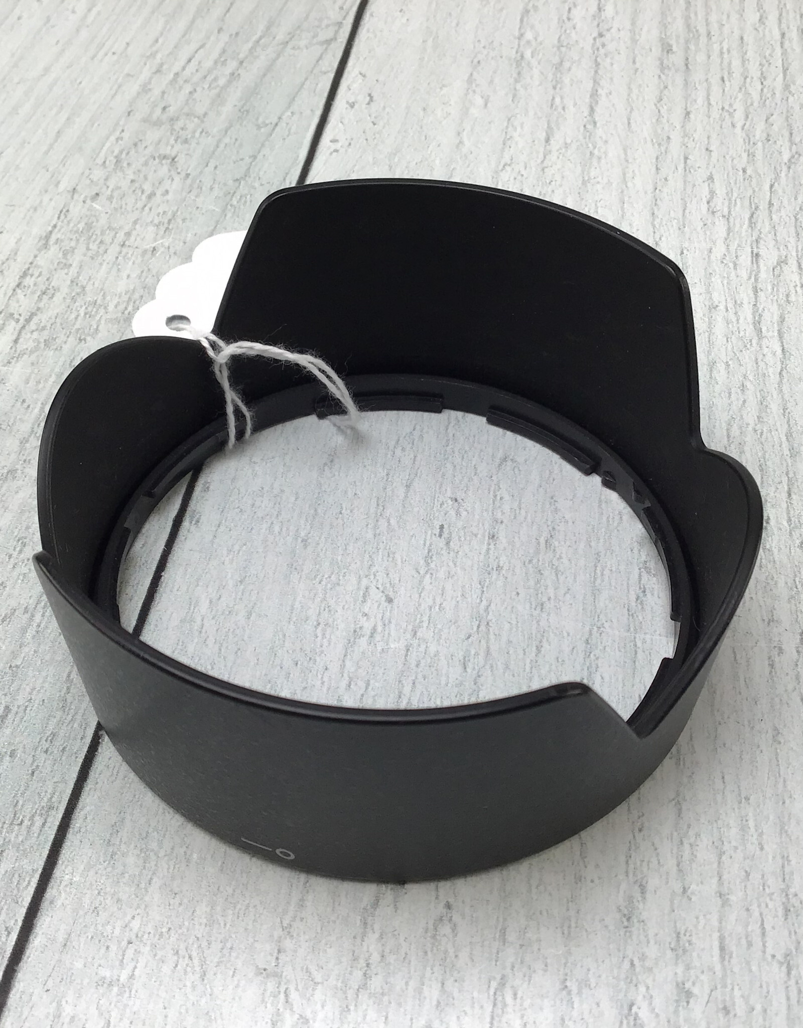 NIKON Nikon HB-32 Lens Hood Shade F/18-70,18-105 & 18-135 Used Good