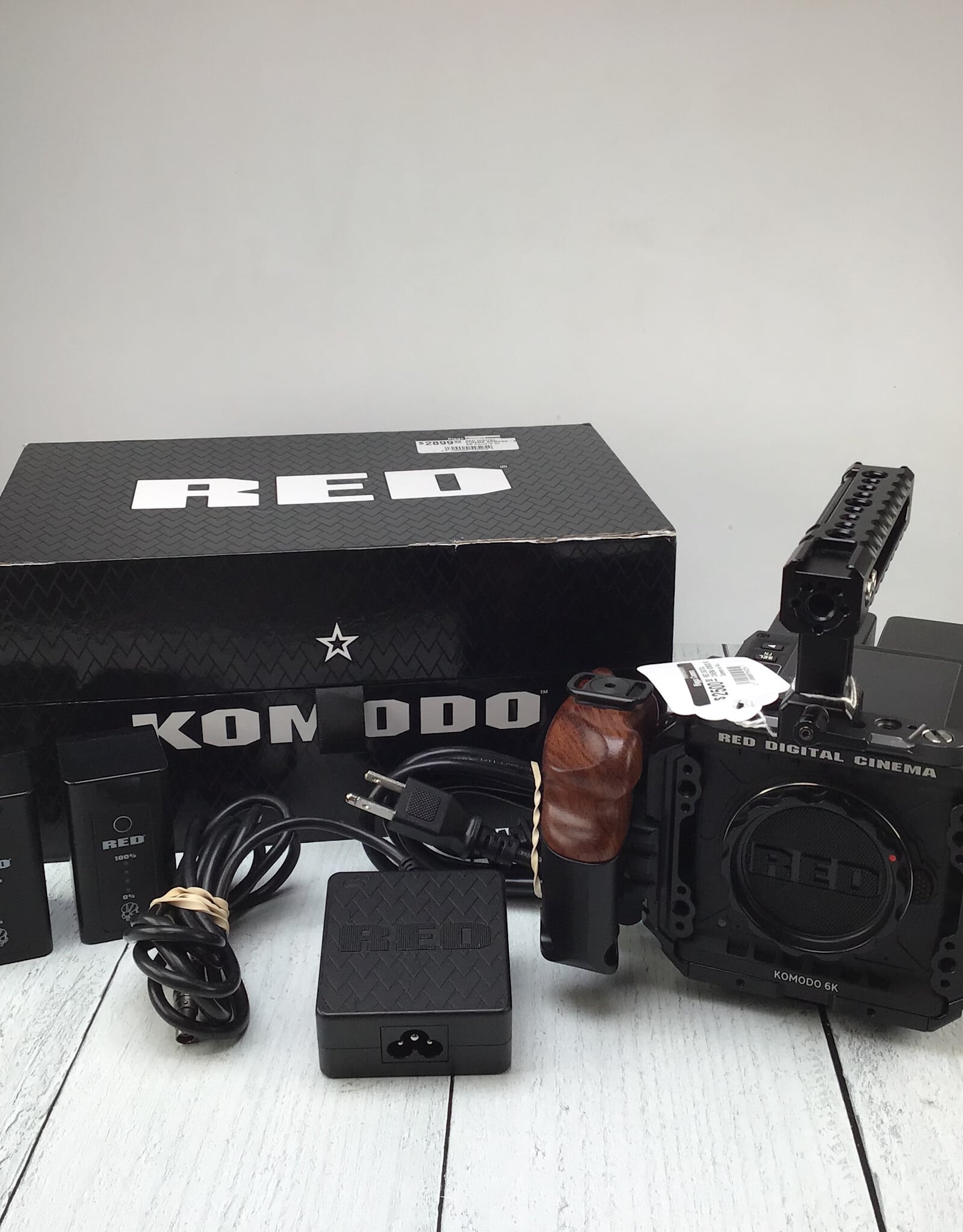 Red RED DIGITAL CINEMA KOMODO 6K Camera w/ Access 406 Hours Used Fair