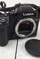 PANASONIC Panasonic Lumis S5II Camera Body No Charger Used Good