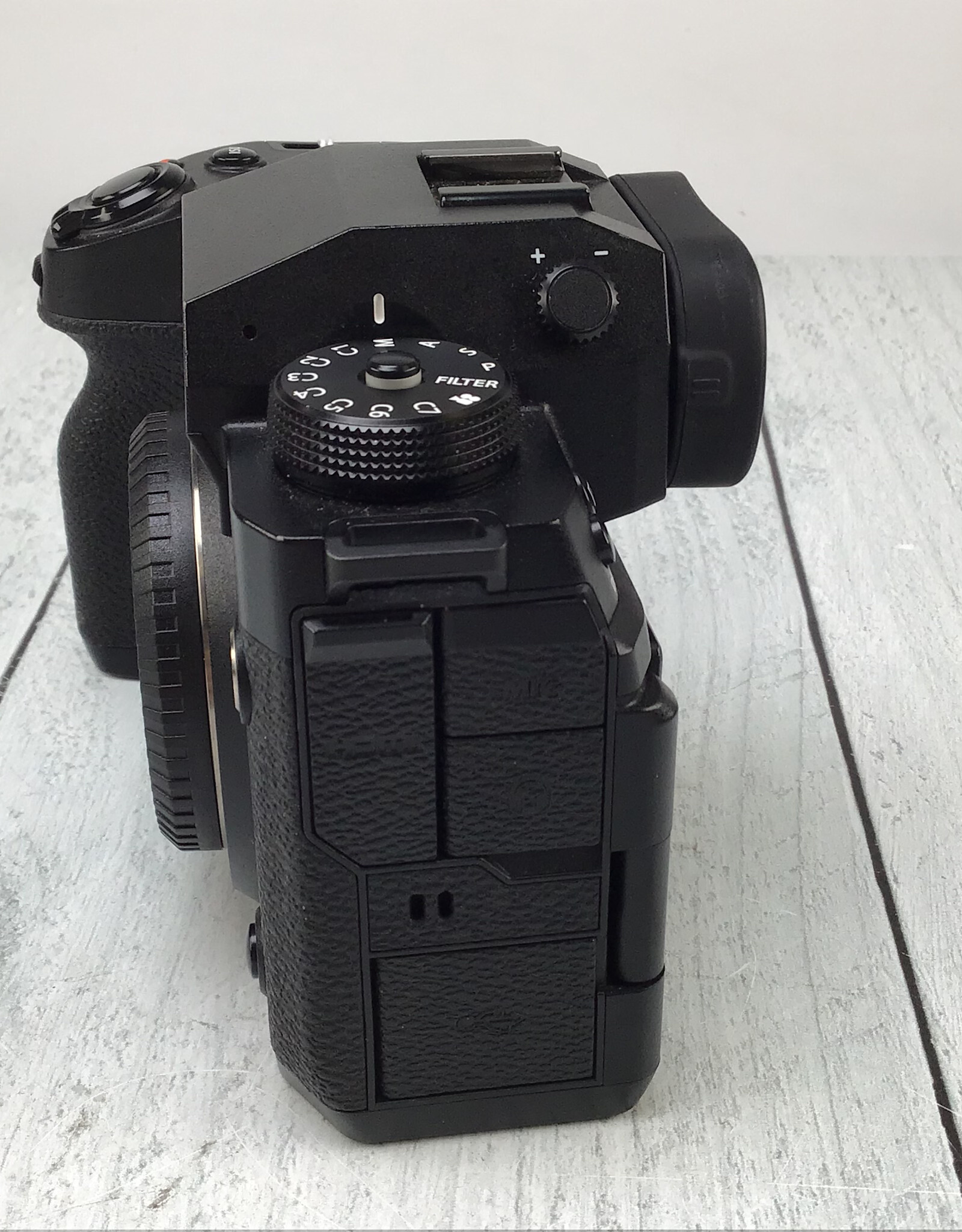 FUJI Fuji X-H2 Camera Body Used Good