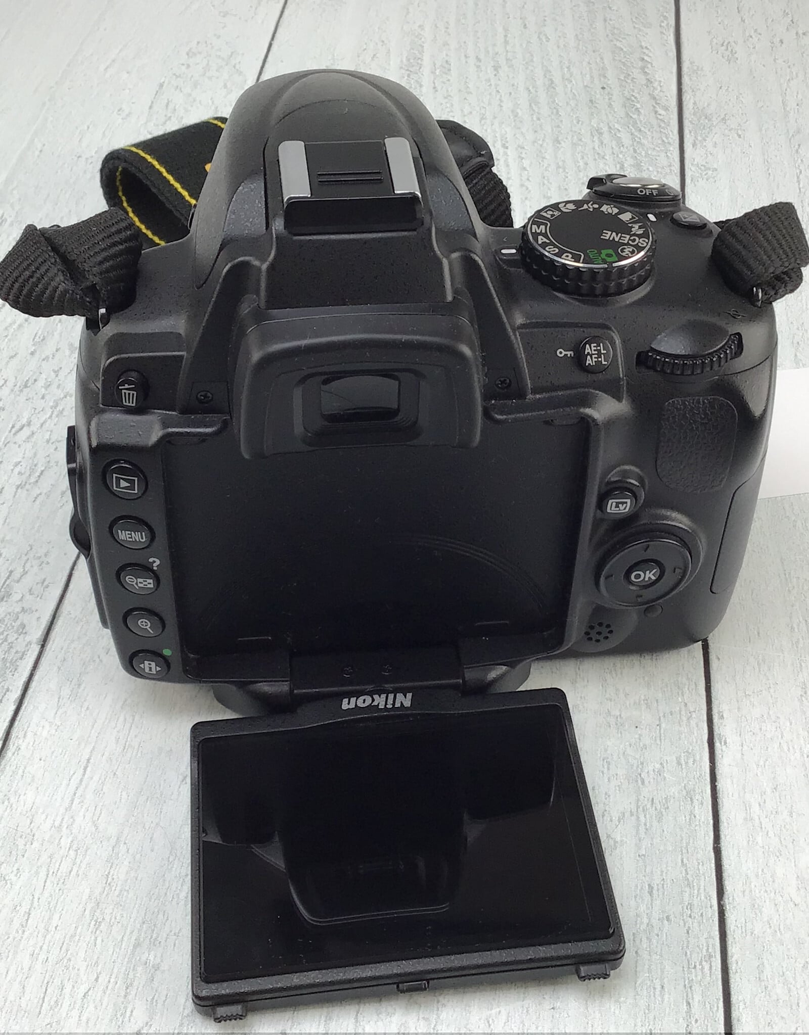 NIKON Nikon D5000 Camera Body Used Good