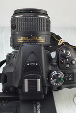 NIKON Nikon D5300 Camera 18-55mm VR II Used Good