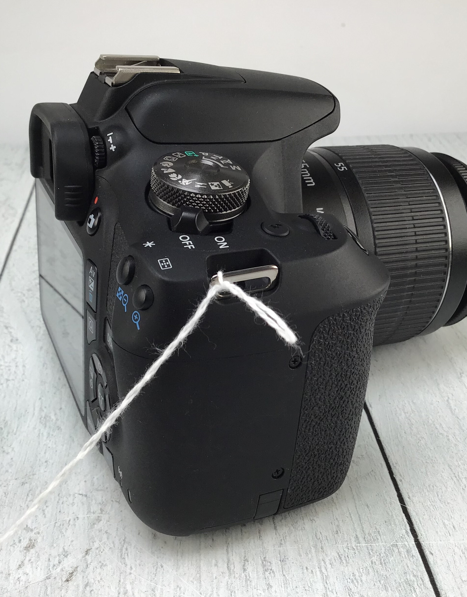 CANON Canon Rebel T7 Camera w/ 18-55mm IS Used Good