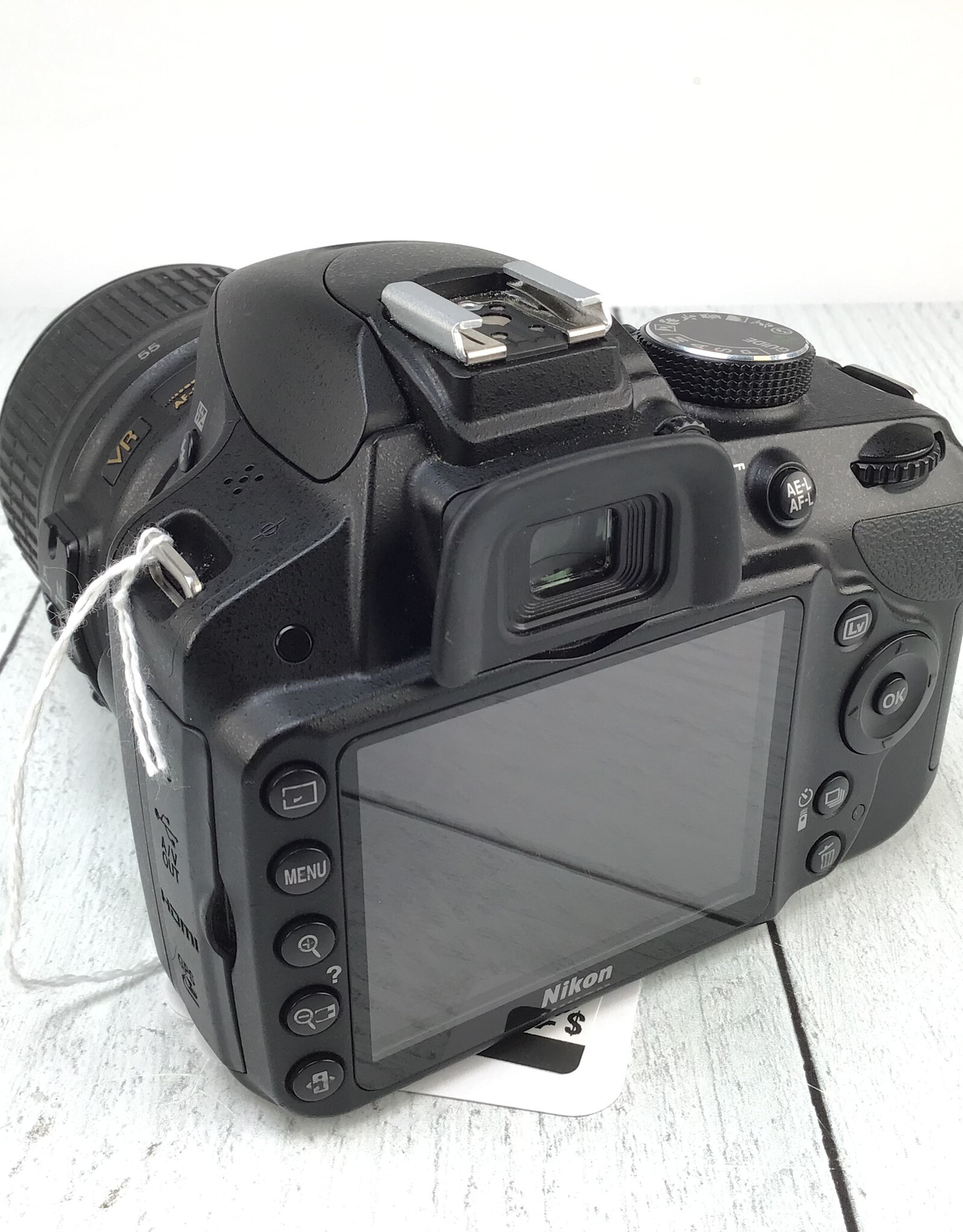 NIKON Nikon D3200 Camera w/ 18-55mm Used Good