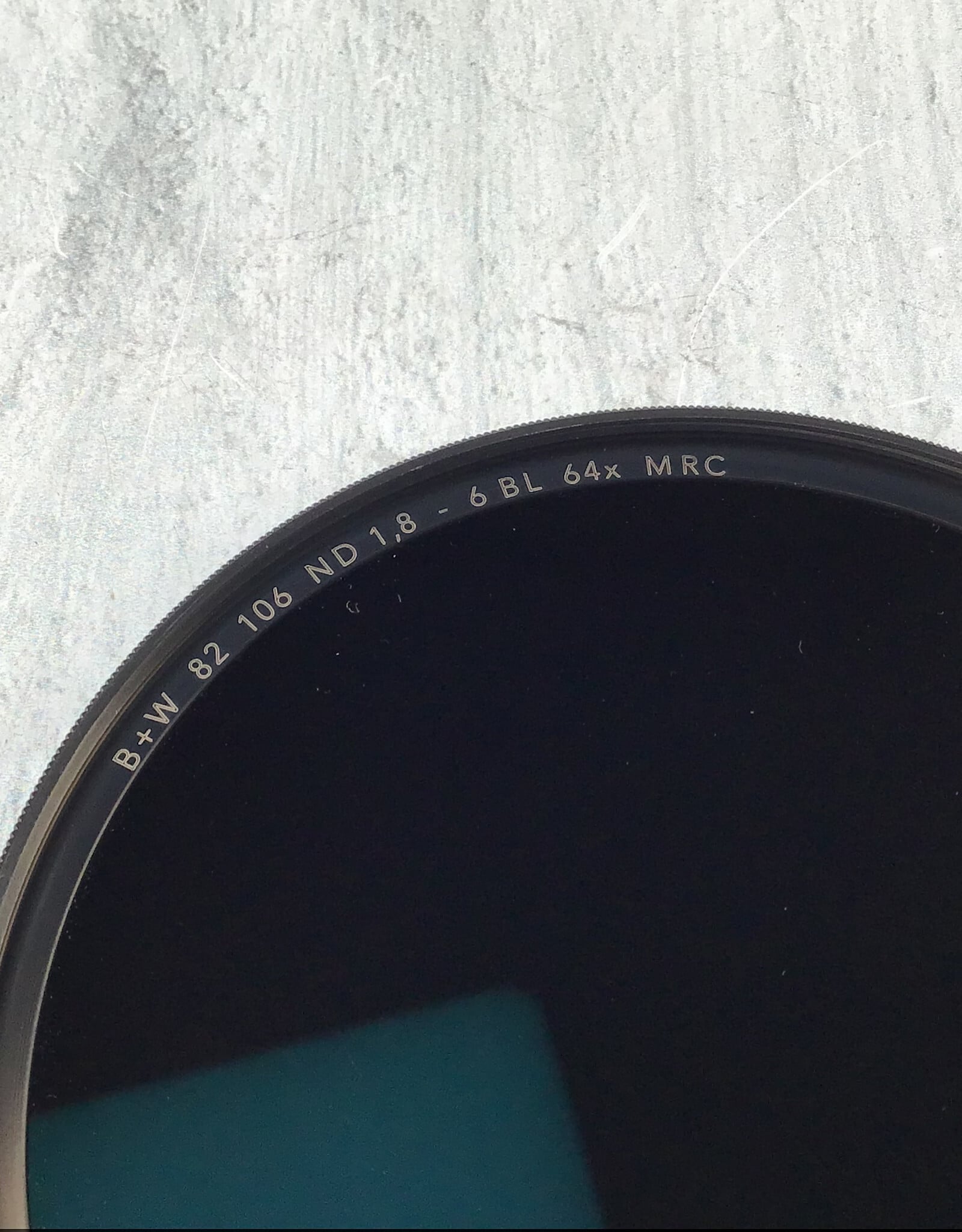 B+W B+W 82mm 106 ND 1.8 6 BL 64X MRC Neutral Density Filter Used Good