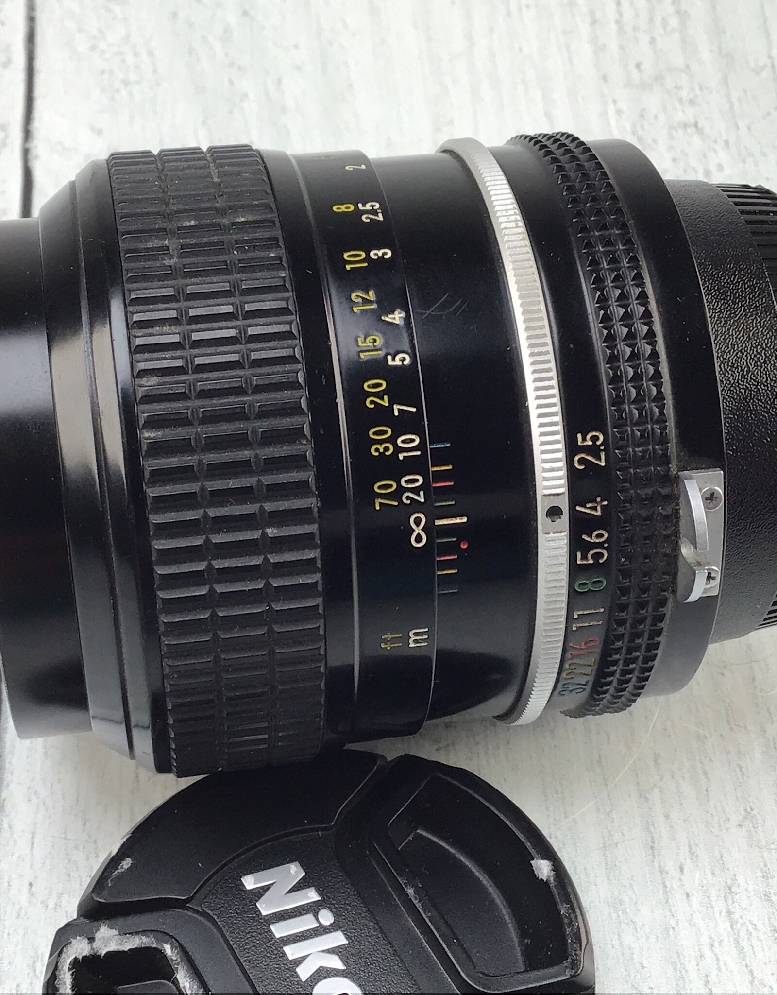 NIKON Nikon Nikkor 105mm f2.5 Non AI Lens Used Good