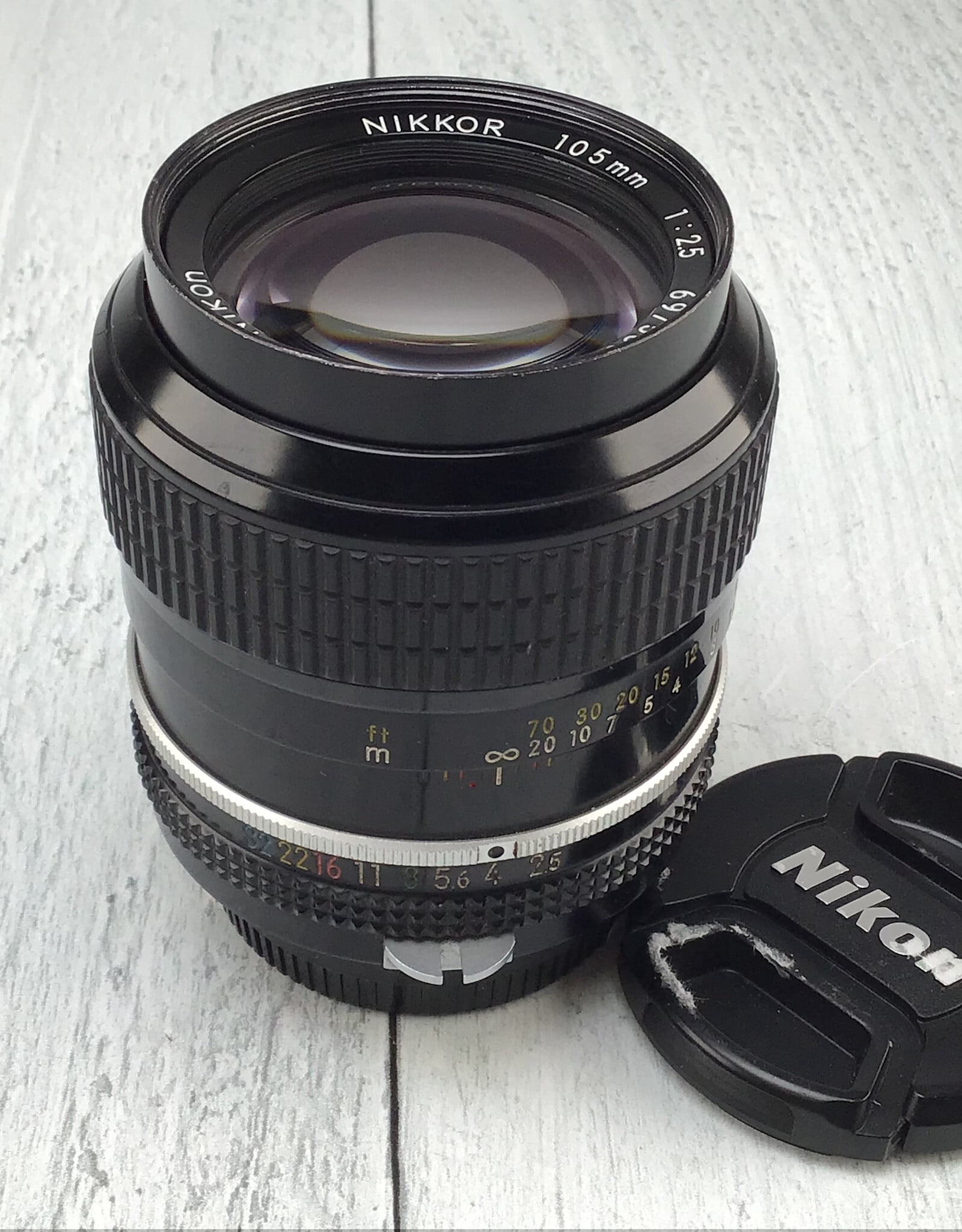 NIKON Nikon Nikkor 105mm f2.5 Non AI Lens Used Good
