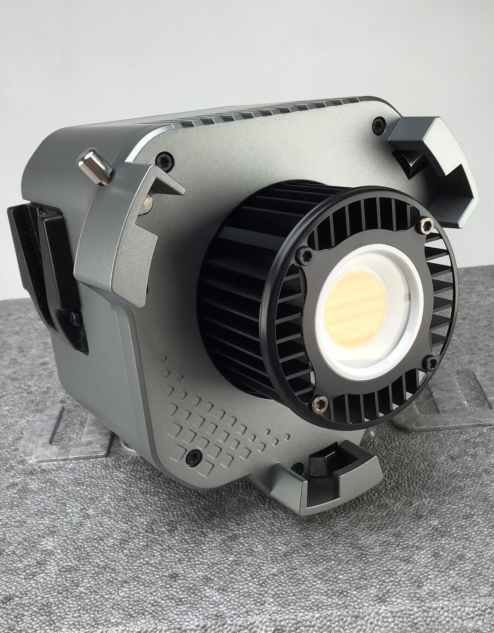 Amaran Amaran 60X S LED Light Used EX