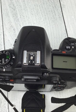 NIKON Nikon D7000 Camera Body No Charger Used Good