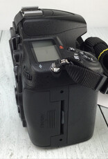 NIKON Nikon D7000 Camera Body No Charger Used Good