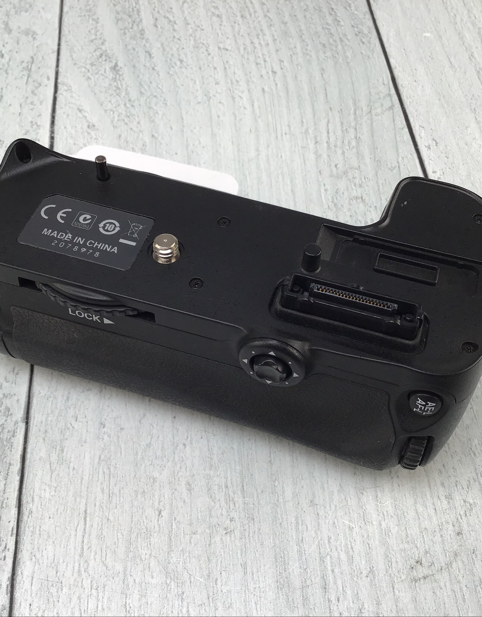 NIKON Nikon MB-D11 Battery Grip for D7000 Used Good