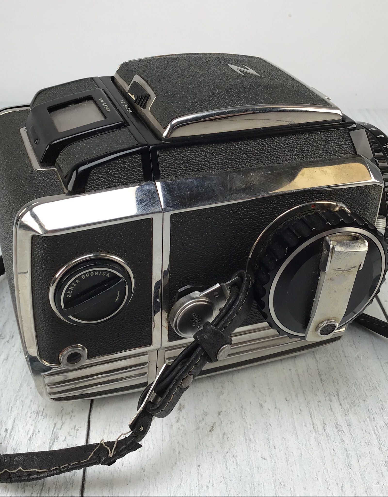 Bronica Zenza Bronica S Camera w/ 75mm f2.8 No Dark Slide Used Good