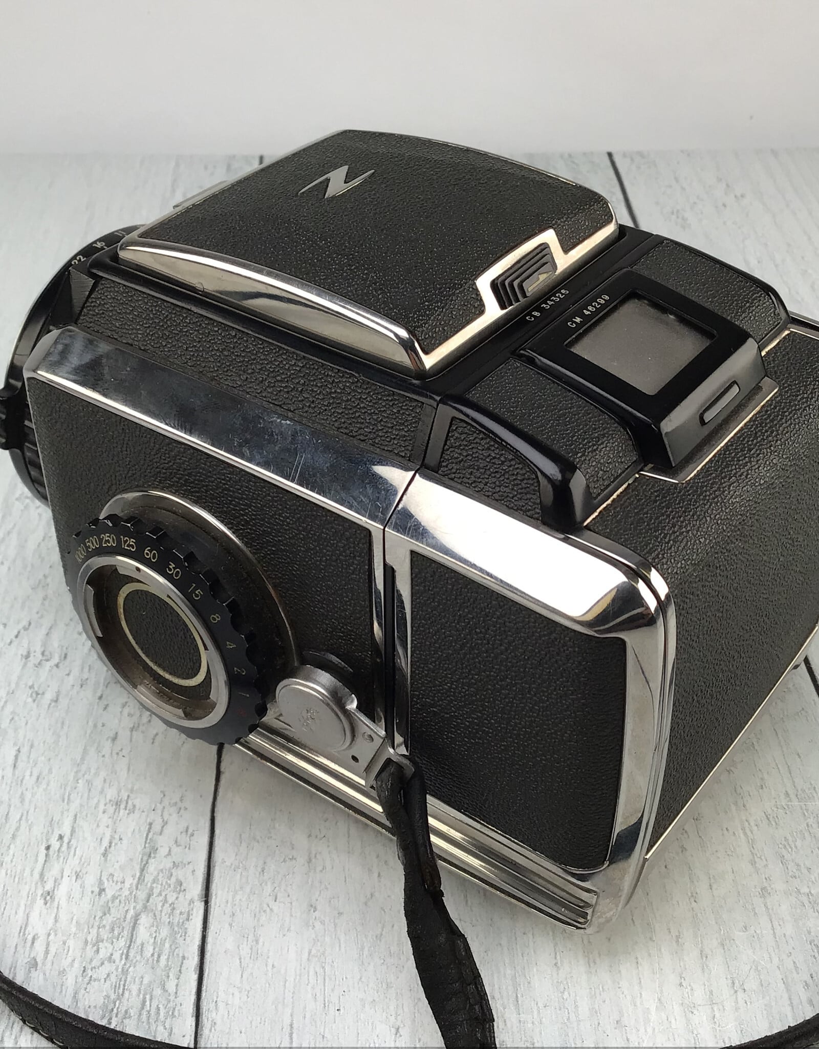 Bronica Zenza Bronica S Camera w/ 75mm f2.8 No Dark Slide Used Good