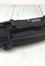 NIKON Nikon MB-D10 Battery Grip for D300, D700 Used Fair