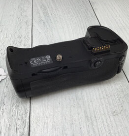 NIKON Nikon MB-D10 Battery Grip for D300, D700 Used Fair