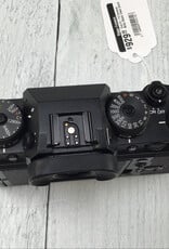FUJI Fuji X-T4 Camera Body Black Used Good