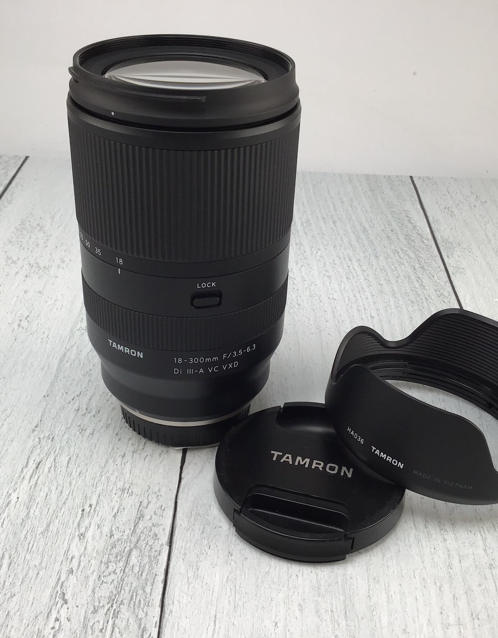 TAMRON Tamron 18-300mm f3.5-6.3 Di III-A VC VXD Lens for Fuji Used Good