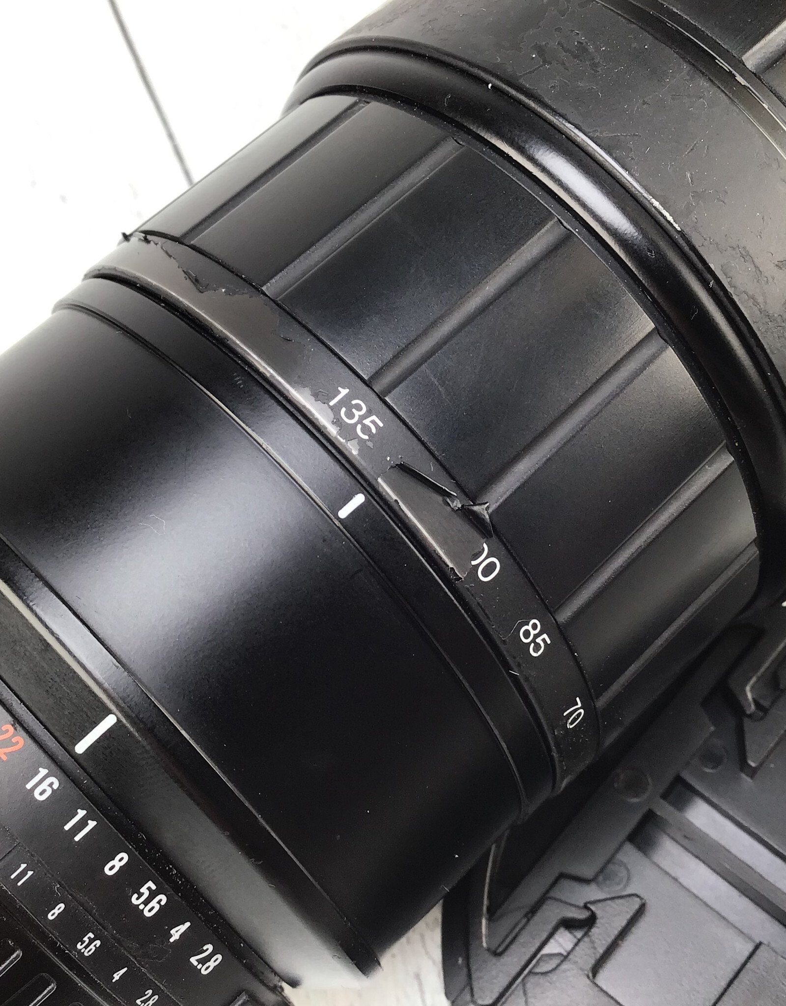 SIGMA Sigma AF Zoom APO 70-210mm f2.8 Lens for Nikon F Used Fair